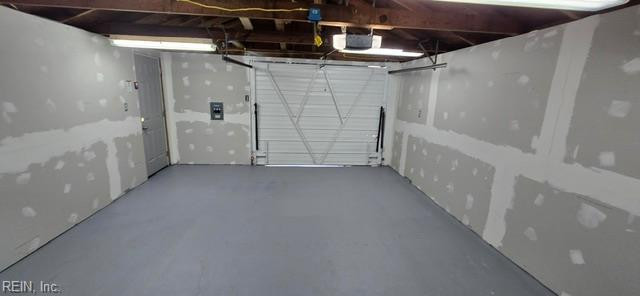 Photo 34 of 39 residential for sale in Hampton virginia