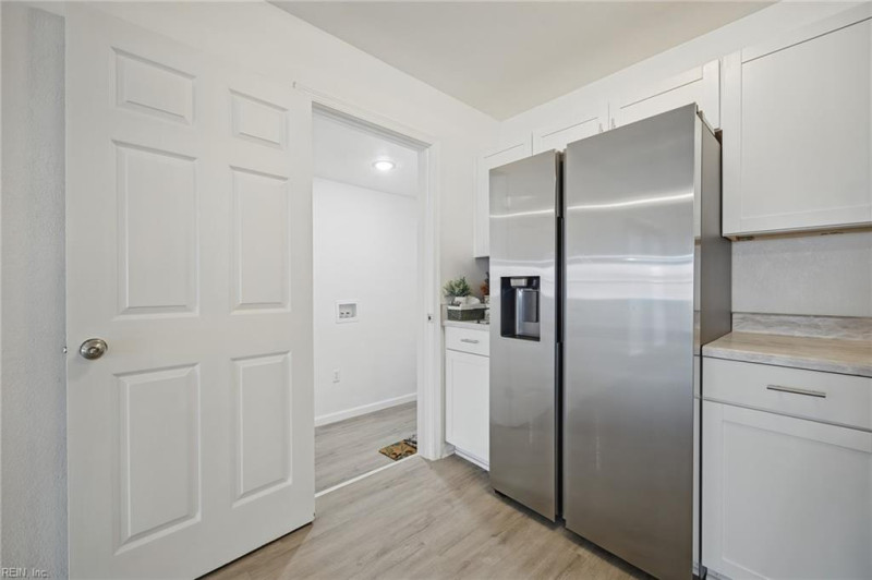 Photo 14 of 38 residential for sale in Portsmouth virginia