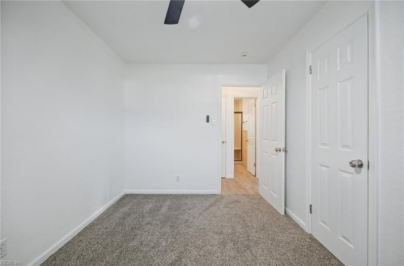 Photo 17 of 38 residential for sale in Portsmouth virginia