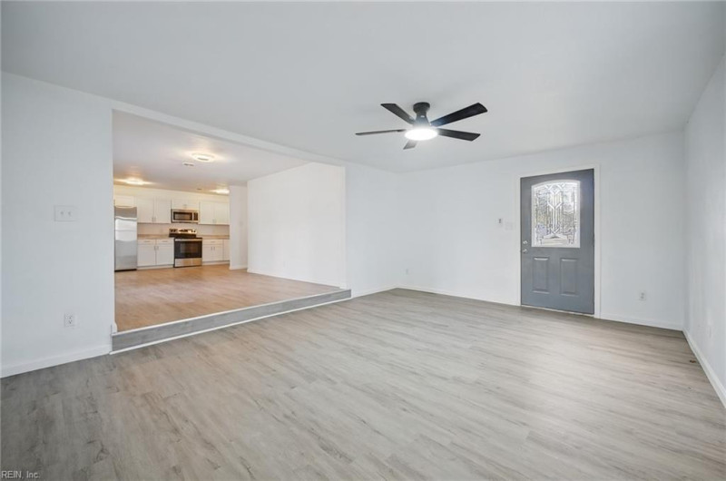 Photo 7 of 38 residential for sale in Portsmouth virginia