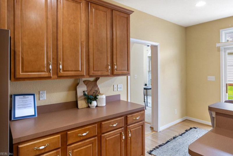 Photo 18 of 48 residential for sale in Chesapeake virginia