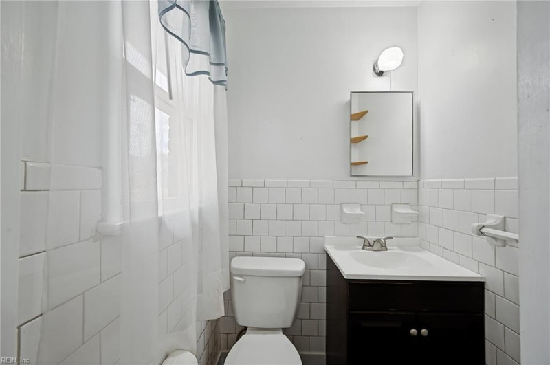 Photo 32 of 39 residential for sale in Chesapeake virginia Photo 32 of 39 residential for sale in Chesapeake virginia