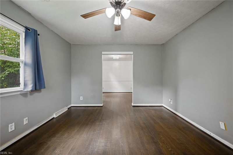 Photo 9 of 39 residential for sale in Chesapeake virginia Photo 9 of 39 residential for sale in Chesapeake virginia