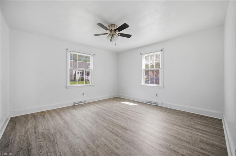 Photo 16 of 23 residential for sale in Portsmouth virginia Photo 16 of 23 residential for sale in Portsmouth virginia