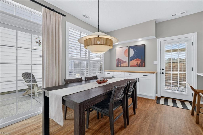 Photo 12 of 27 residential for sale in Virginia Beach virginia