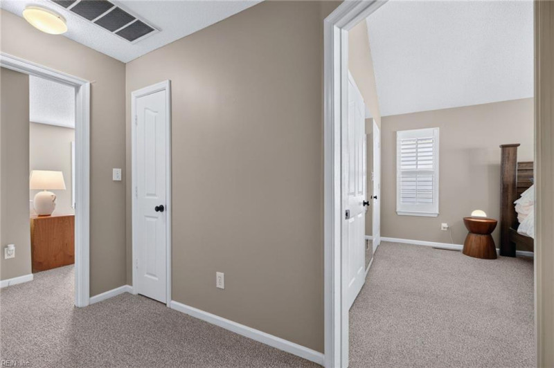 Photo 16 of 27 residential for sale in Virginia Beach virginia