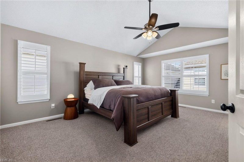 Photo 18 of 27 residential for sale in Virginia Beach virginia