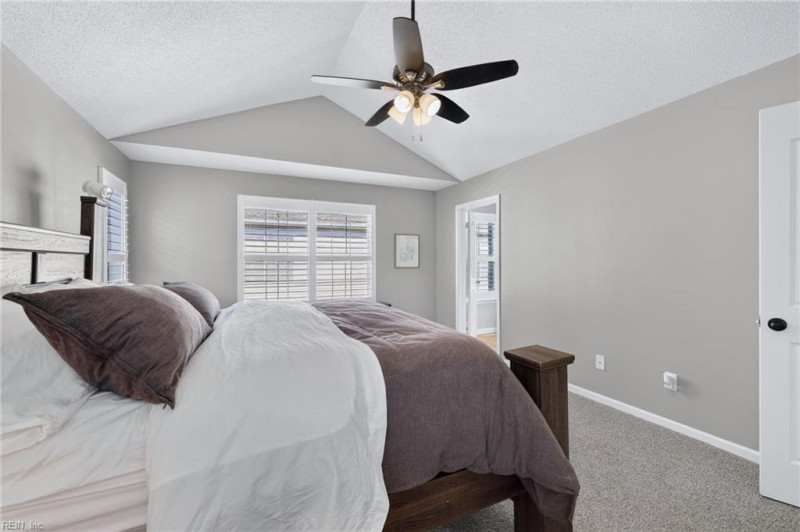 Photo 19 of 27 residential for sale in Virginia Beach virginia