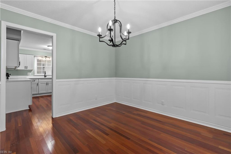 Photo 11 of 46 residential for sale in Virginia Beach virginia