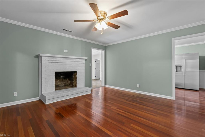 Photo 18 of 46 residential for sale in Virginia Beach virginia