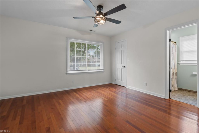 Photo 22 of 46 residential for sale in Virginia Beach virginia