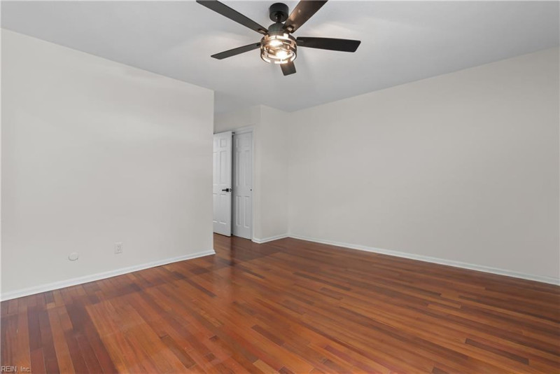 Photo 23 of 46 residential for sale in Virginia Beach virginia