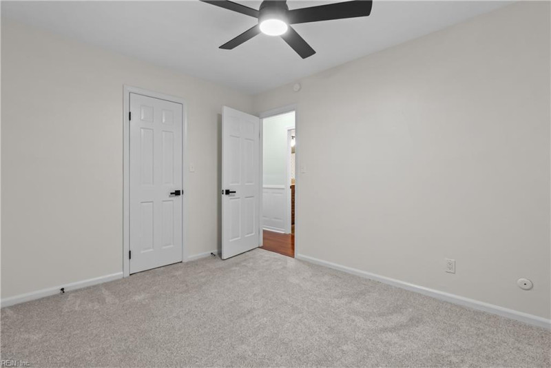 Photo 25 of 46 residential for sale in Virginia Beach virginia