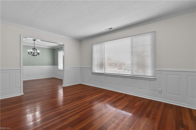 Photo 5 of 46 residential for sale in Virginia Beach virginia