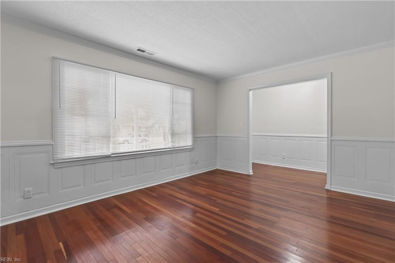 Photo 6 of 46 residential for sale in Virginia Beach virginia