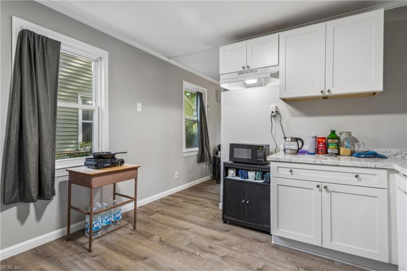 Photo 14 of 28 residential for sale in Hampton virginia