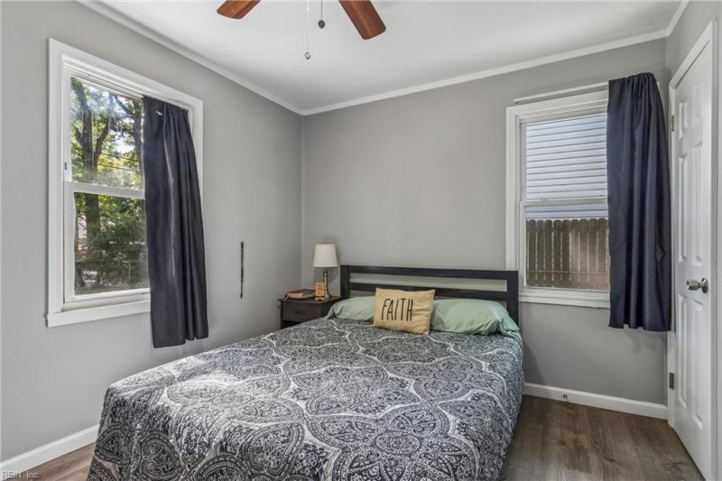 Photo 15 of 28 residential for sale in Hampton virginia