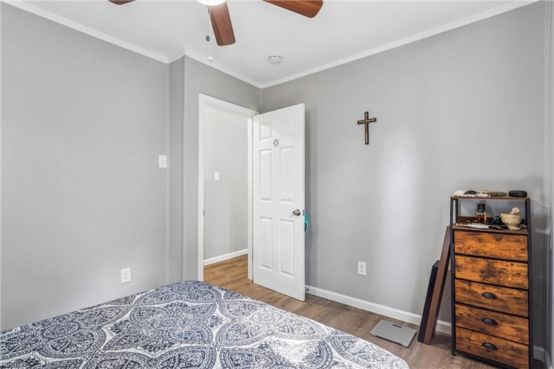 Photo 17 of 28 residential for sale in Hampton virginia
