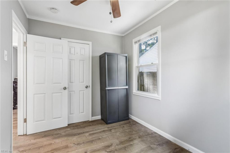 Photo 21 of 28 residential for sale in Hampton virginia