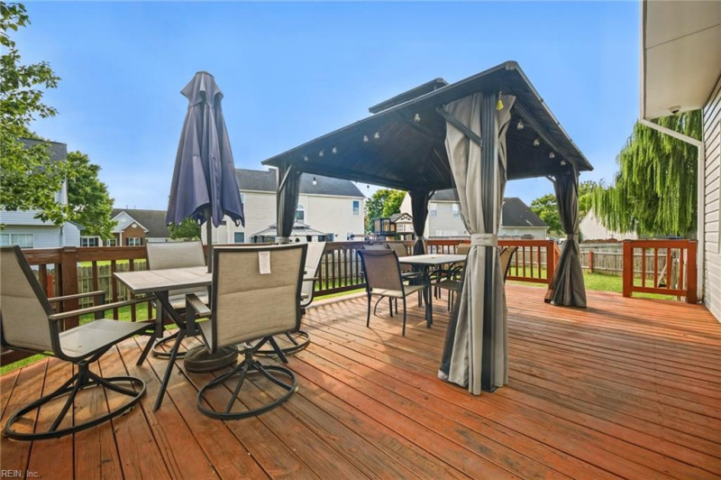 Photo 21 of 26 residential for sale in Suffolk virginia