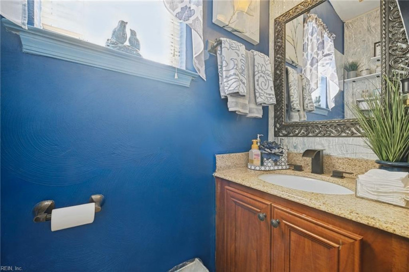 Photo 6 of 26 residential for sale in Suffolk virginia