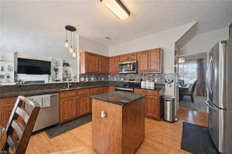 Photo 8 of 26 residential for sale in Suffolk virginia