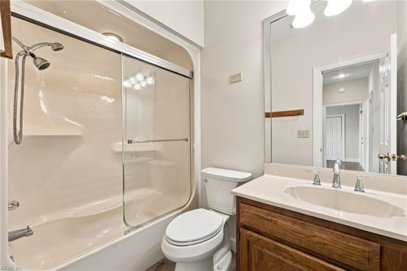 Photo 21 of 37 residential for sale in Virginia Beach virginia