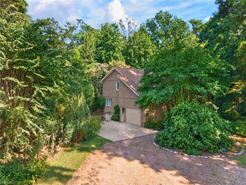 Photo 36 of 42 residential for sale in Suffolk virginia
