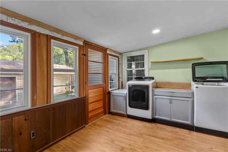 Photo 14 of 32 residential for sale in Norfolk virginia