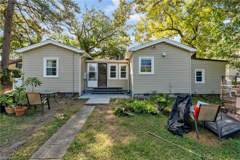 Photo 27 of 32 residential for sale in Norfolk virginia