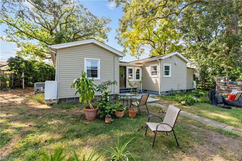 Photo 28 of 32 residential for sale in Norfolk virginia