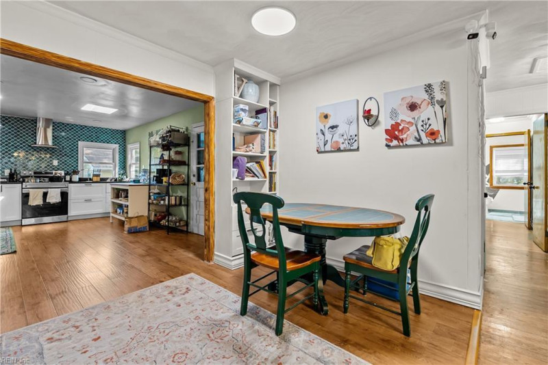 Photo 8 of 32 residential for sale in Norfolk virginia