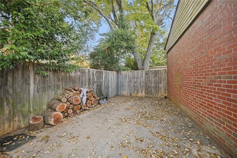 Photo 17 of 21 residential for sale in Norfolk virginia Photo 17 of 21 residential for sale in Norfolk virginia