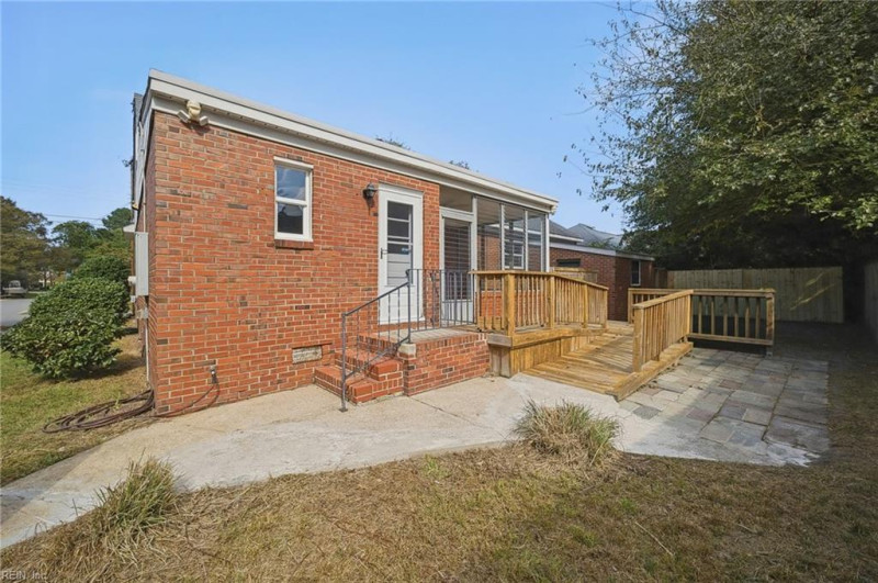 Photo 26 of 33 residential for sale in Norfolk virginia Photo 26 of 33 residential for sale in Norfolk virginia