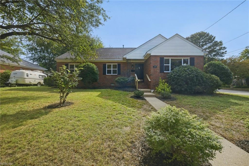Photo 3 of 33 residential for sale in Norfolk virginia Photo 3 of 33 residential for sale in Norfolk virginia