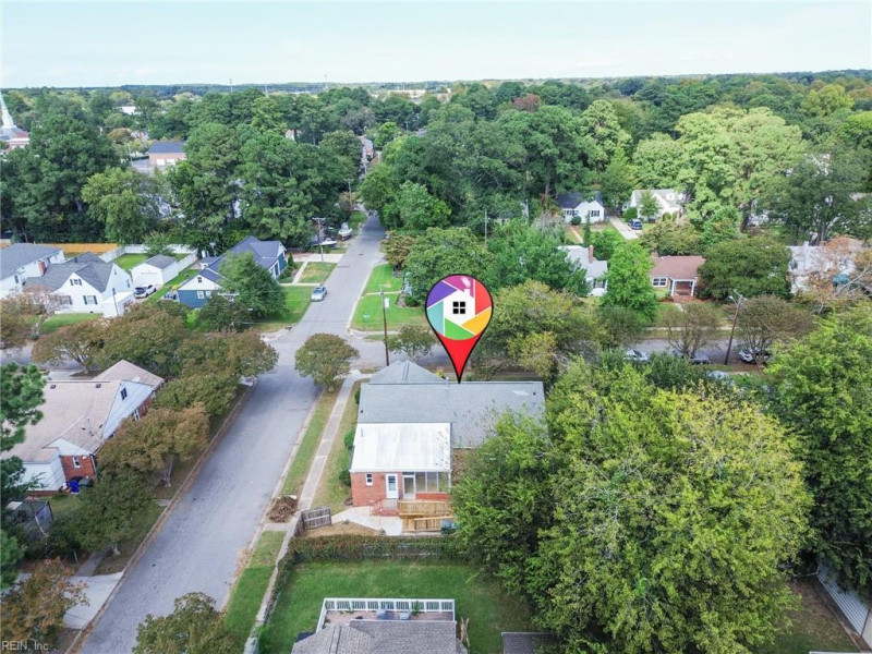 Photo 31 of 33 residential for sale in Norfolk virginia Photo 31 of 33 residential for sale in Norfolk virginia