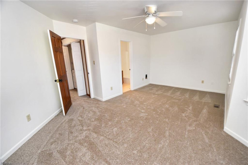 Photo 19 of 26 residential for sale in Virginia Beach virginia