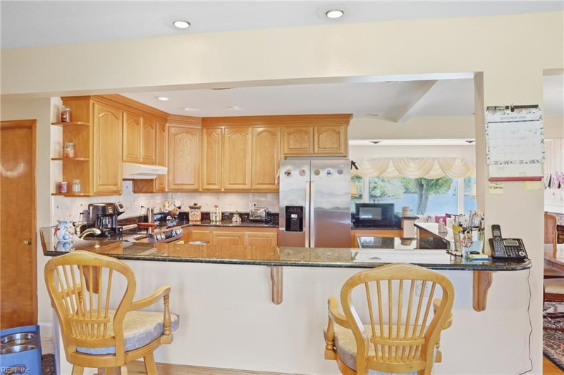 Photo 13 of 49 residential for sale in Portsmouth virginia