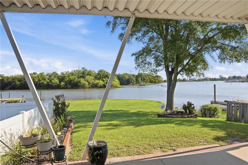 Photo 22 of 49 residential for sale in Portsmouth virginia