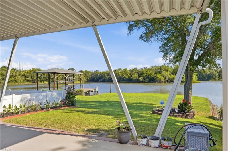 Photo 23 of 49 residential for sale in Portsmouth virginia