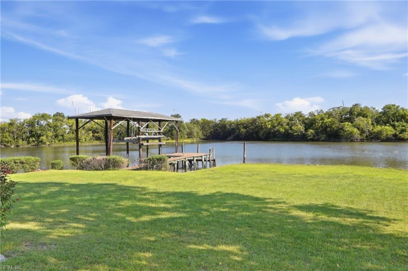 Photo 24 of 49 residential for sale in Portsmouth virginia