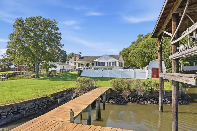 Photo 25 of 49 residential for sale in Portsmouth virginia