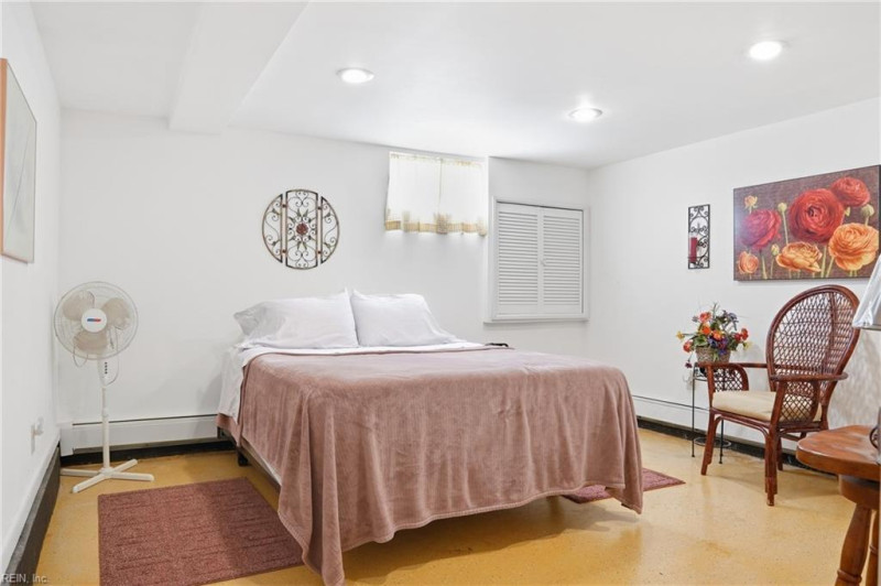 Photo 43 of 49 residential for sale in Portsmouth virginia