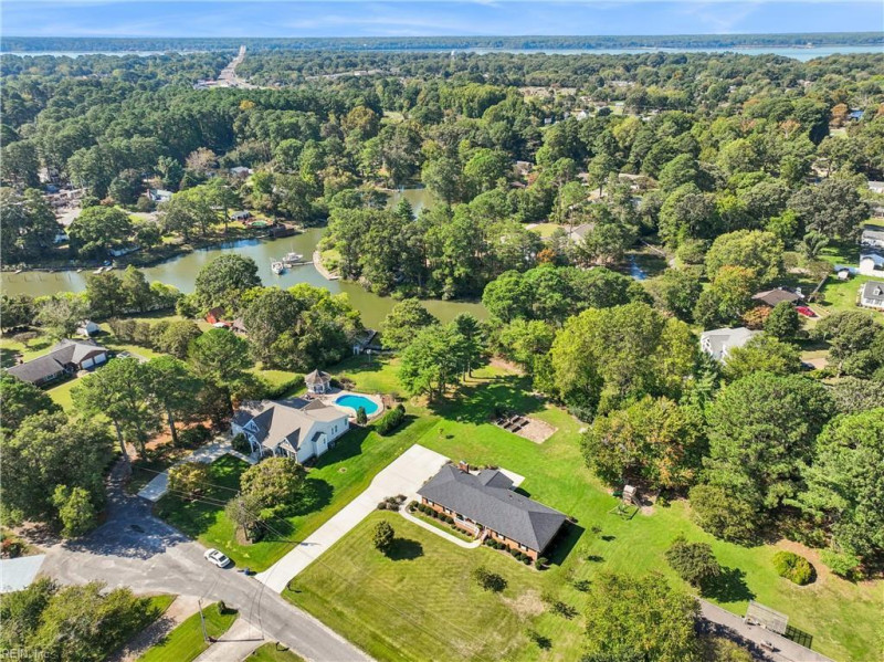 Photo 40 of 44 residential for sale in Gloucester County virginia