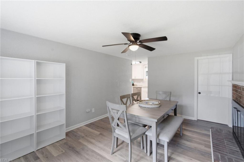 Photo 16 of 49 residential for sale in Virginia Beach virginia