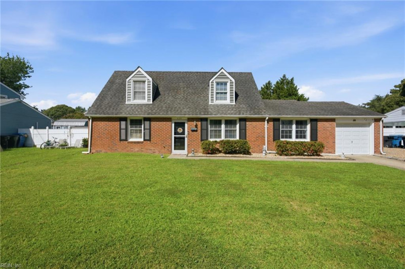 Photo 2 of 49 residential for sale in Virginia Beach virginia