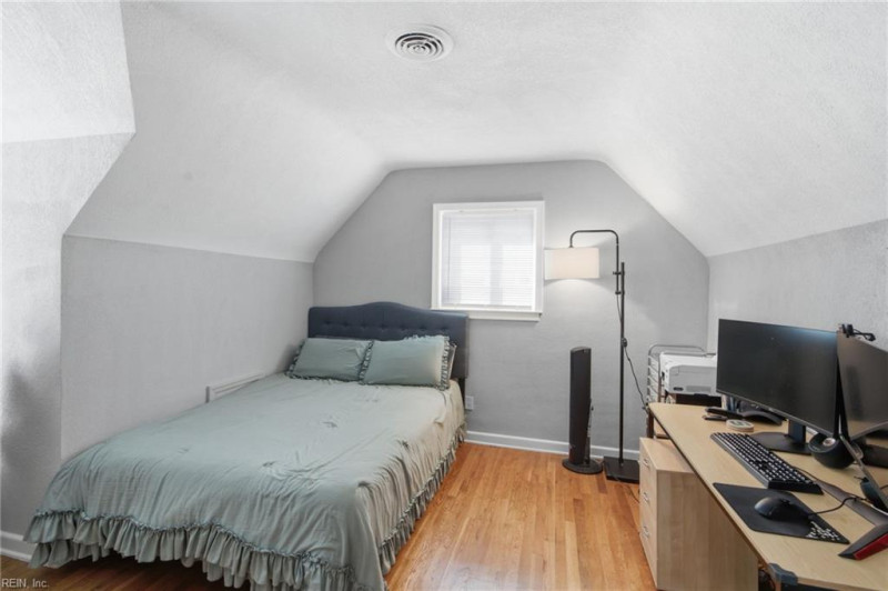 Photo 24 of 49 residential for sale in Virginia Beach virginia