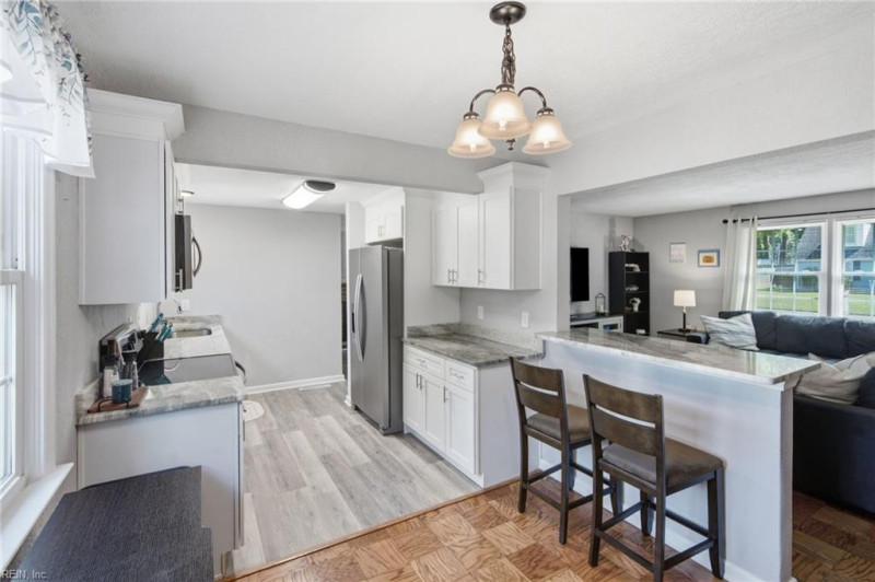 Photo 9 of 49 residential for sale in Virginia Beach virginia