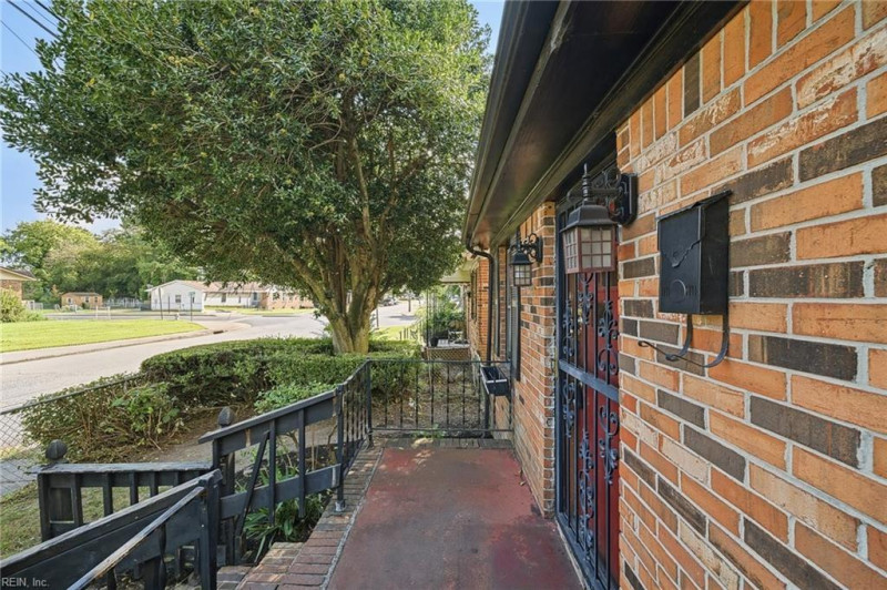 Photo 5 of 30 residential for sale in Portsmouth virginia Photo 5 of 30 residential for sale in Portsmouth virginia