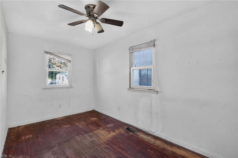Photo 14 of 22 residential for sale in Newport News virginia